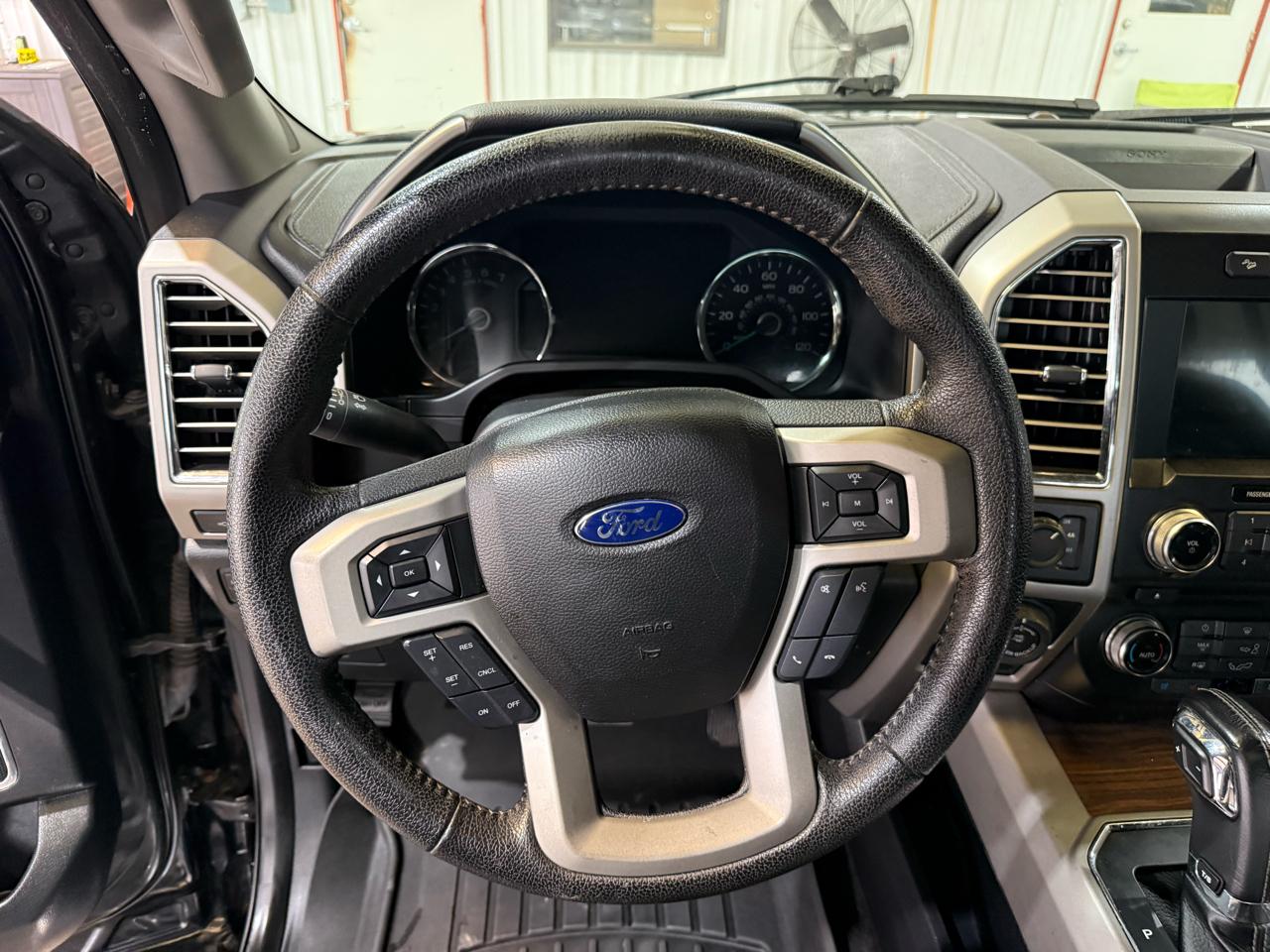 Ford F-150 Lariat SuperCrew 5.5-ft. Bed 4WD 2016