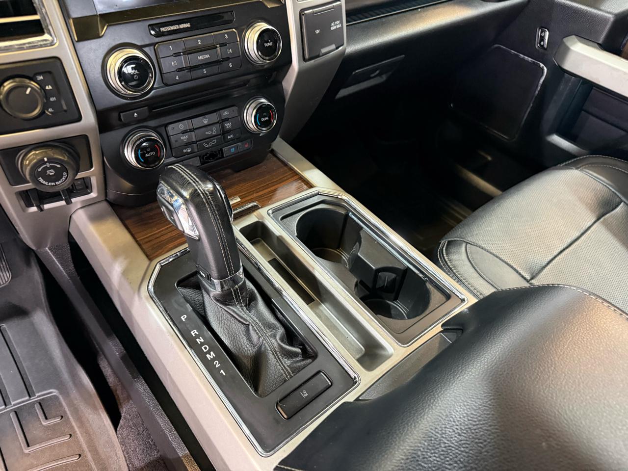 Ford F-150 Lariat SuperCrew 5.5-ft. Bed 4WD 2016