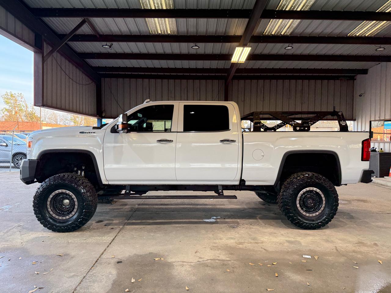 GMC Sierra 2500HD Denali Crew Cab 4WD 2018