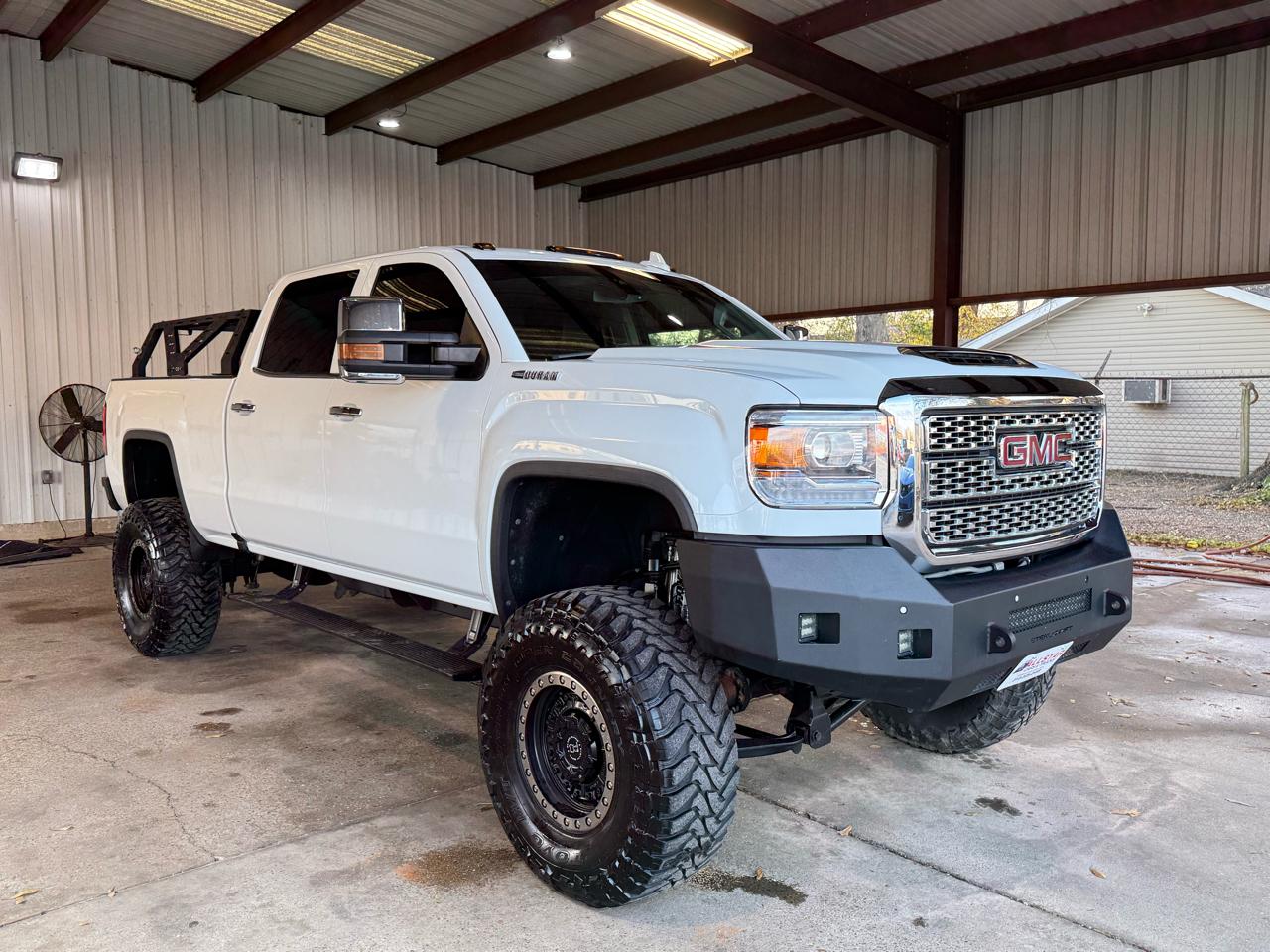 GMC Sierra 2500HD Denali Crew Cab 4WD 2018