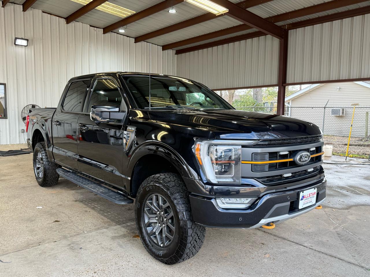 Ford F-150 Lariat SuperCrew 5.5-ft. Bed 4WD 2023