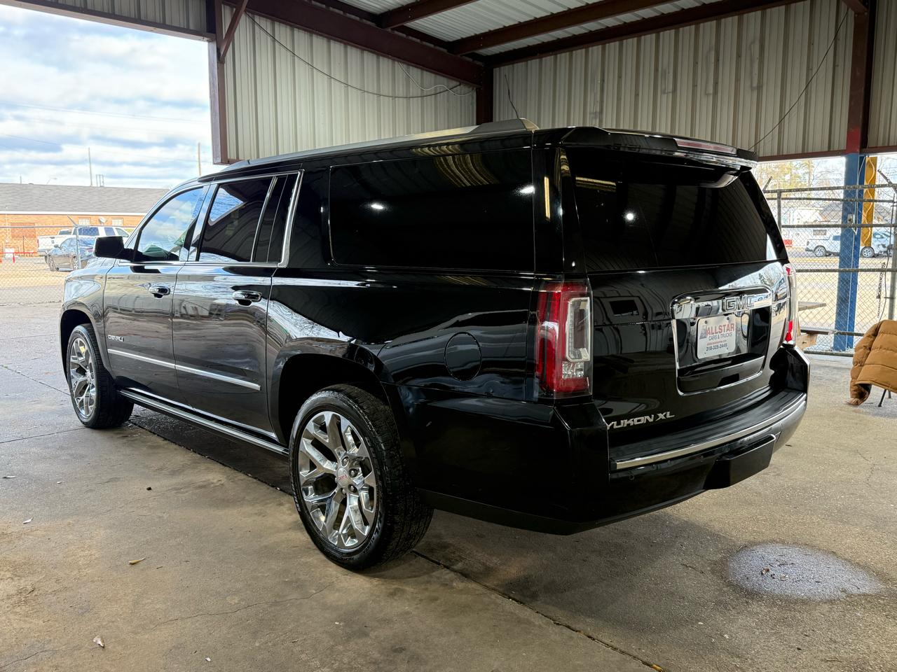 GMC Yukon XL Denali 4WD 2020