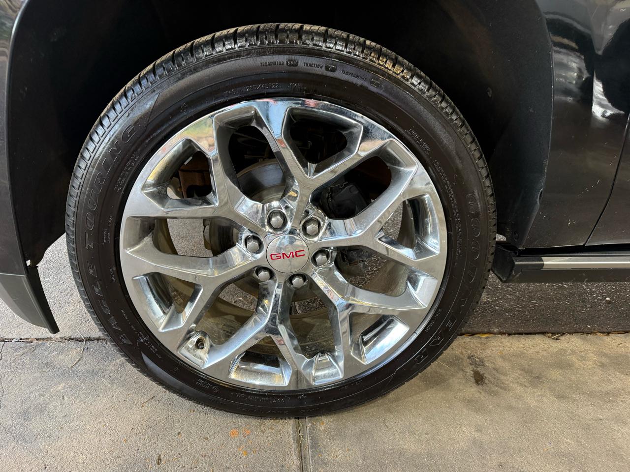 GMC Yukon XL Denali 4WD 2020