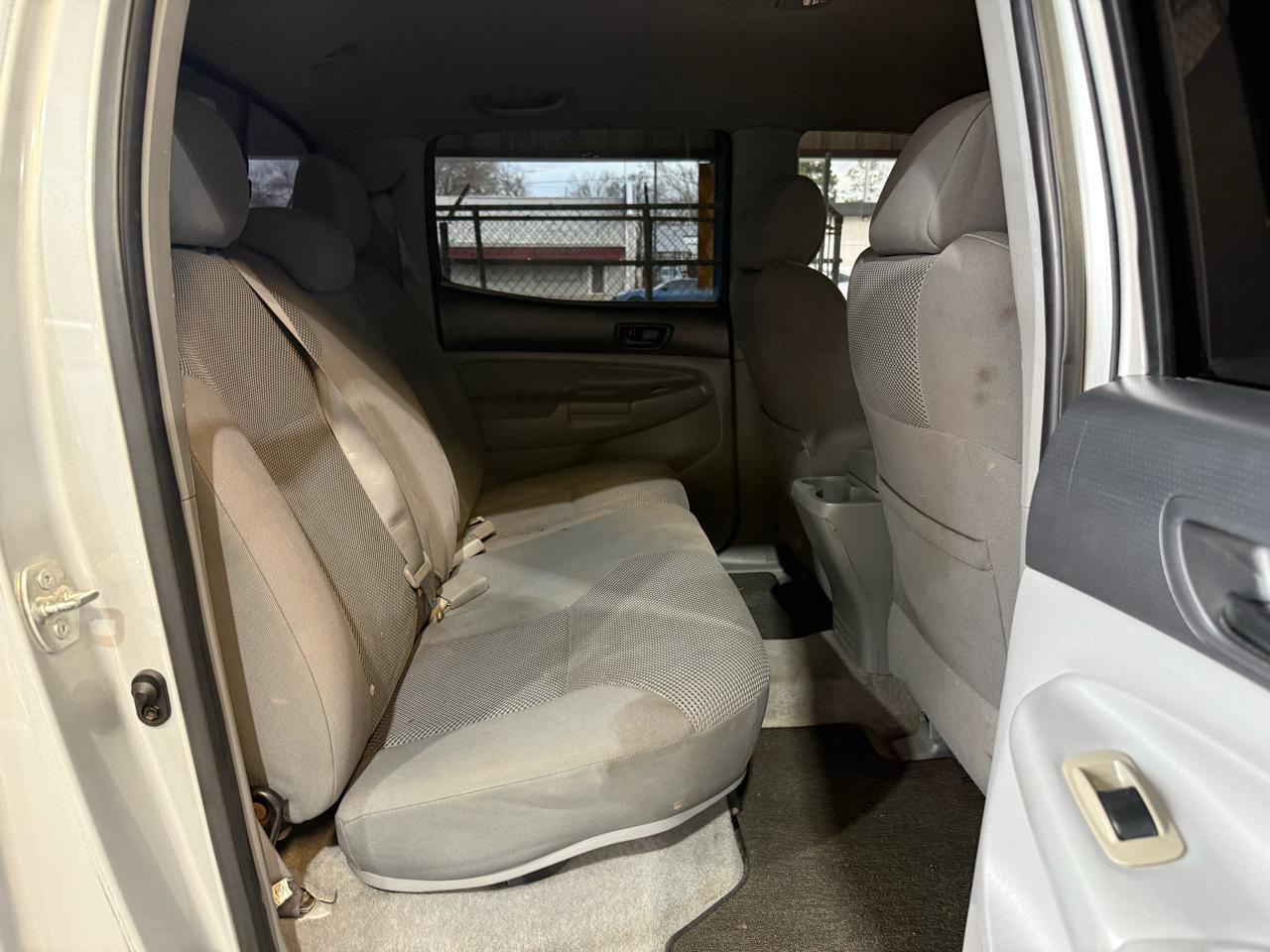 Toyota Tacoma Double Cab V6 4WD 2006