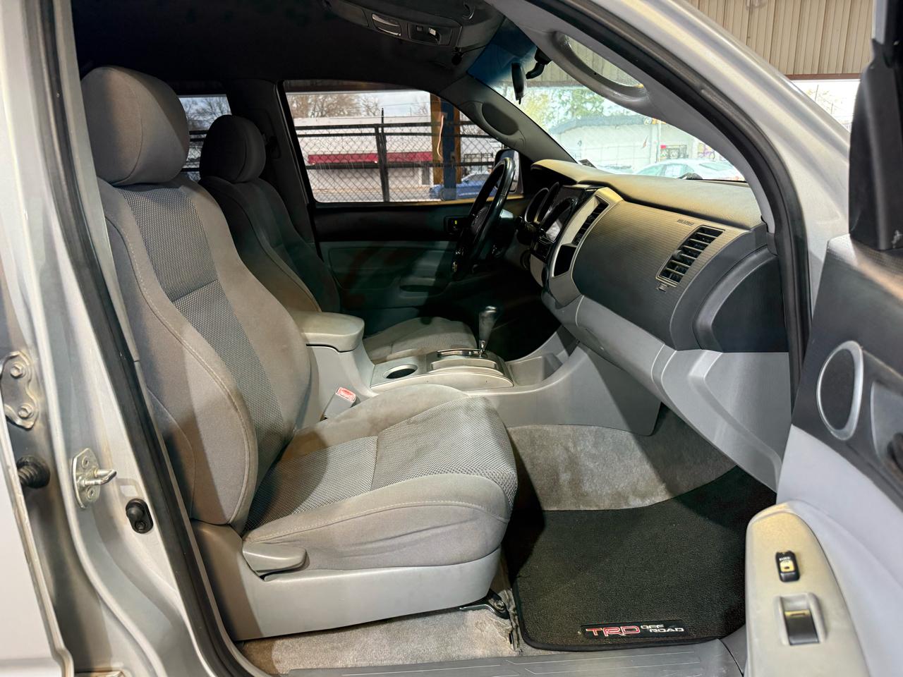 Toyota Tacoma Double Cab V6 4WD 2006