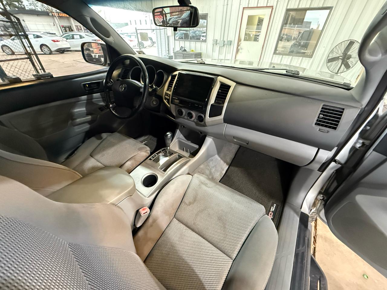 Toyota Tacoma Double Cab V6 4WD 2006