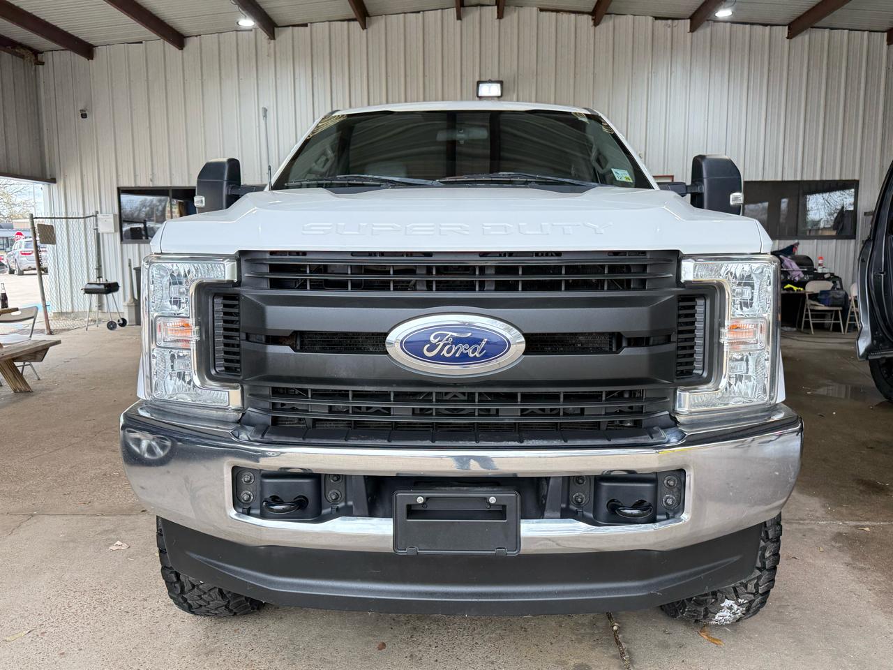 Ford F-250 SD XLT Crew Cab 4WD 2019