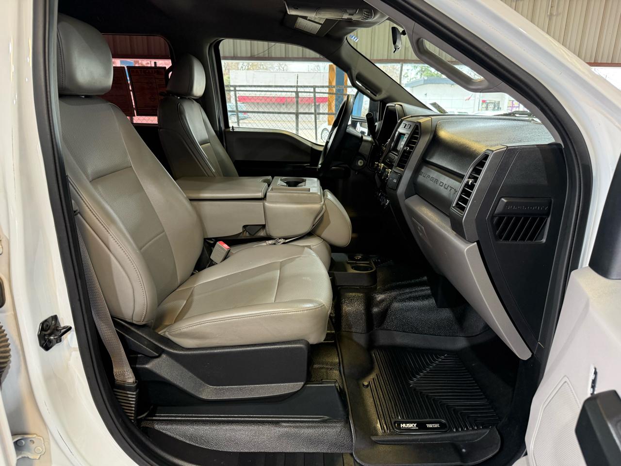 Ford F-250 SD XLT Crew Cab 4WD 2019