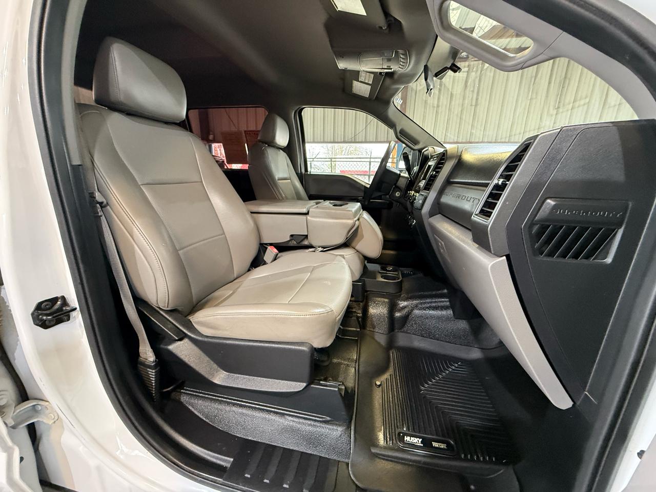 Ford F-250 SD XLT Crew Cab 4WD 2019