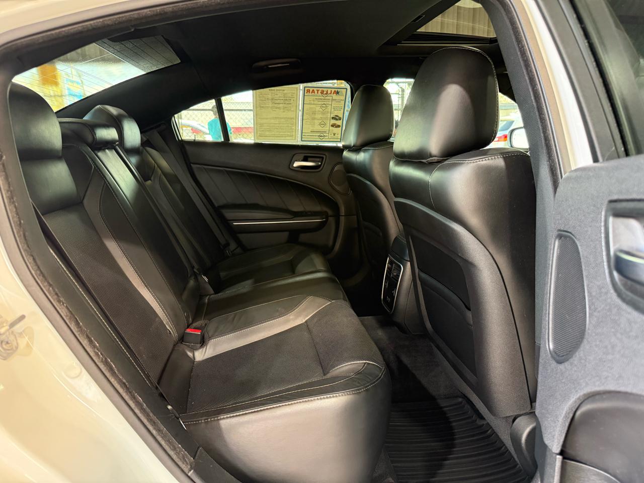 Dodge Charger SXT Plus 2018