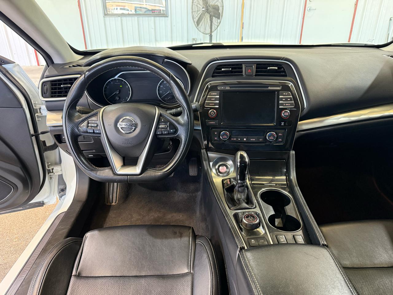 Nissan Maxima 3.5 SV 2022