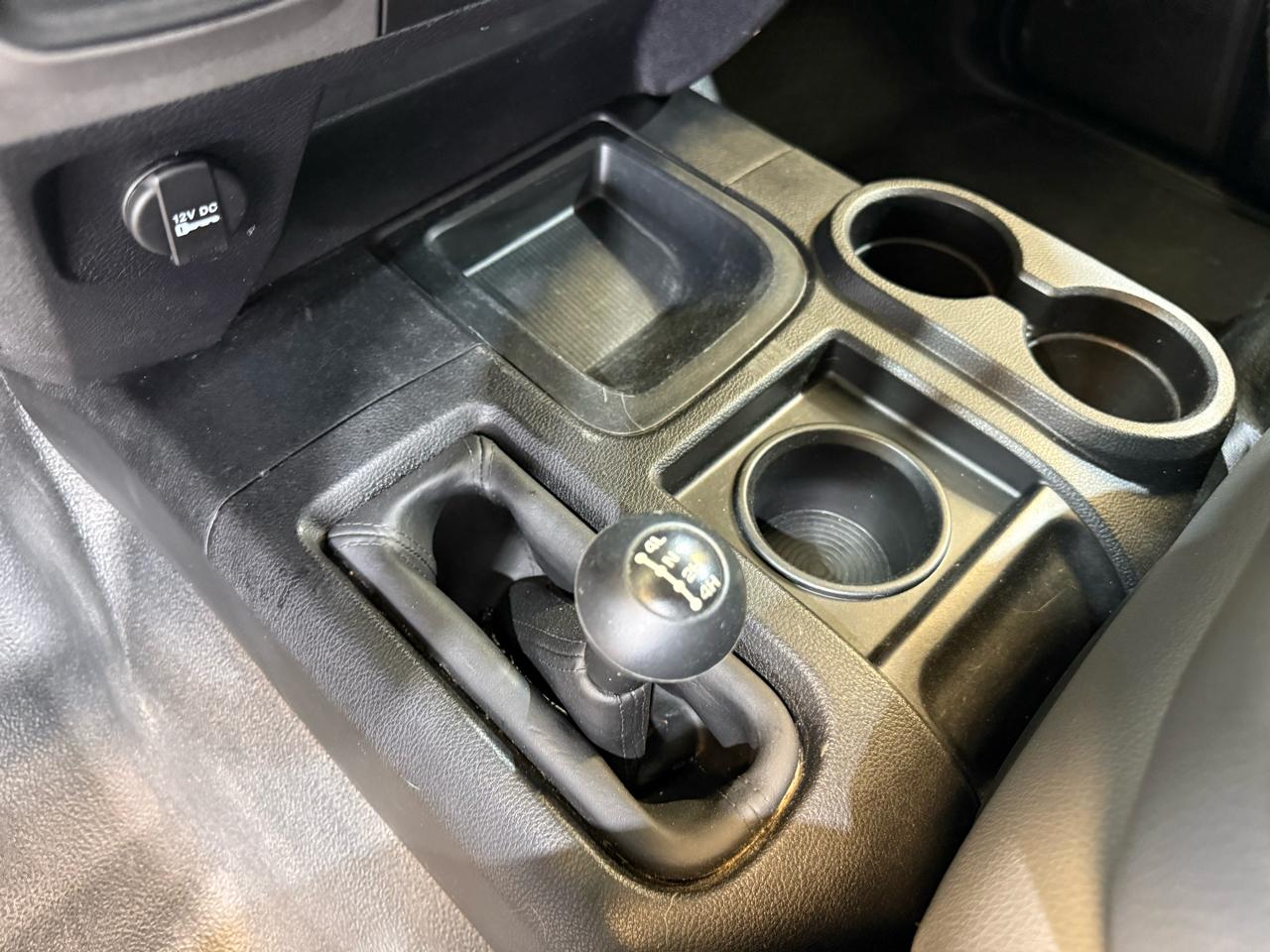 RAM 2500 Tradesman Crew Cab SWB 4WD 2015