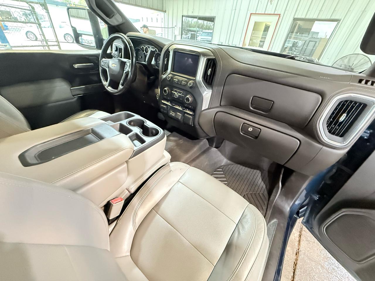 Chevrolet Silverado 2500HD LTZ Crew Cab 4WD 2020