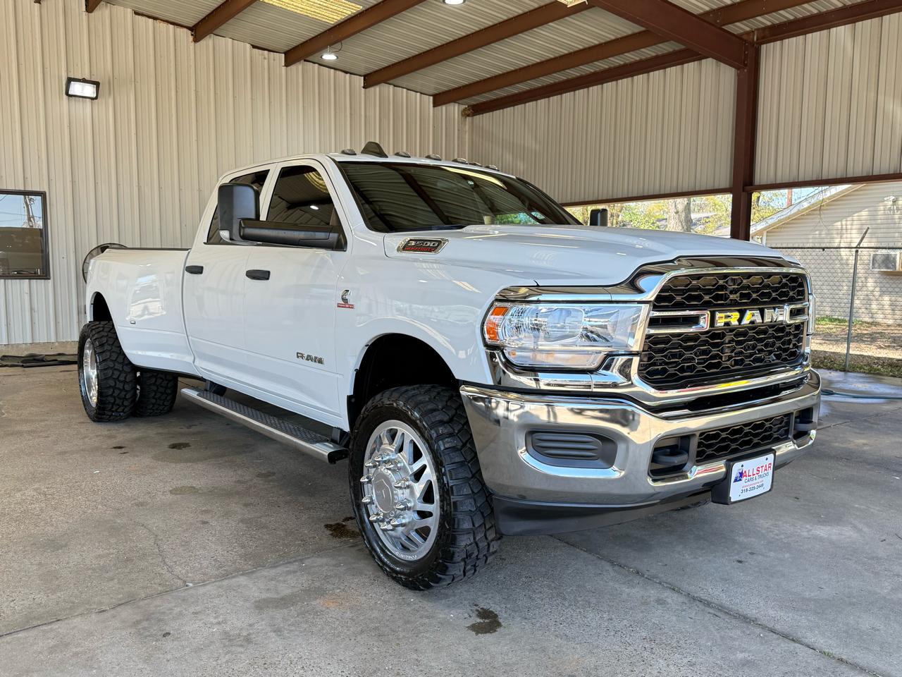 RAM 3500 Tradesman Crew Cab 4WD DRW 2022