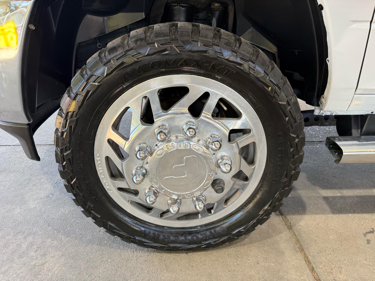 RAM 3500 Tradesman Crew Cab 4WD DRW 2022