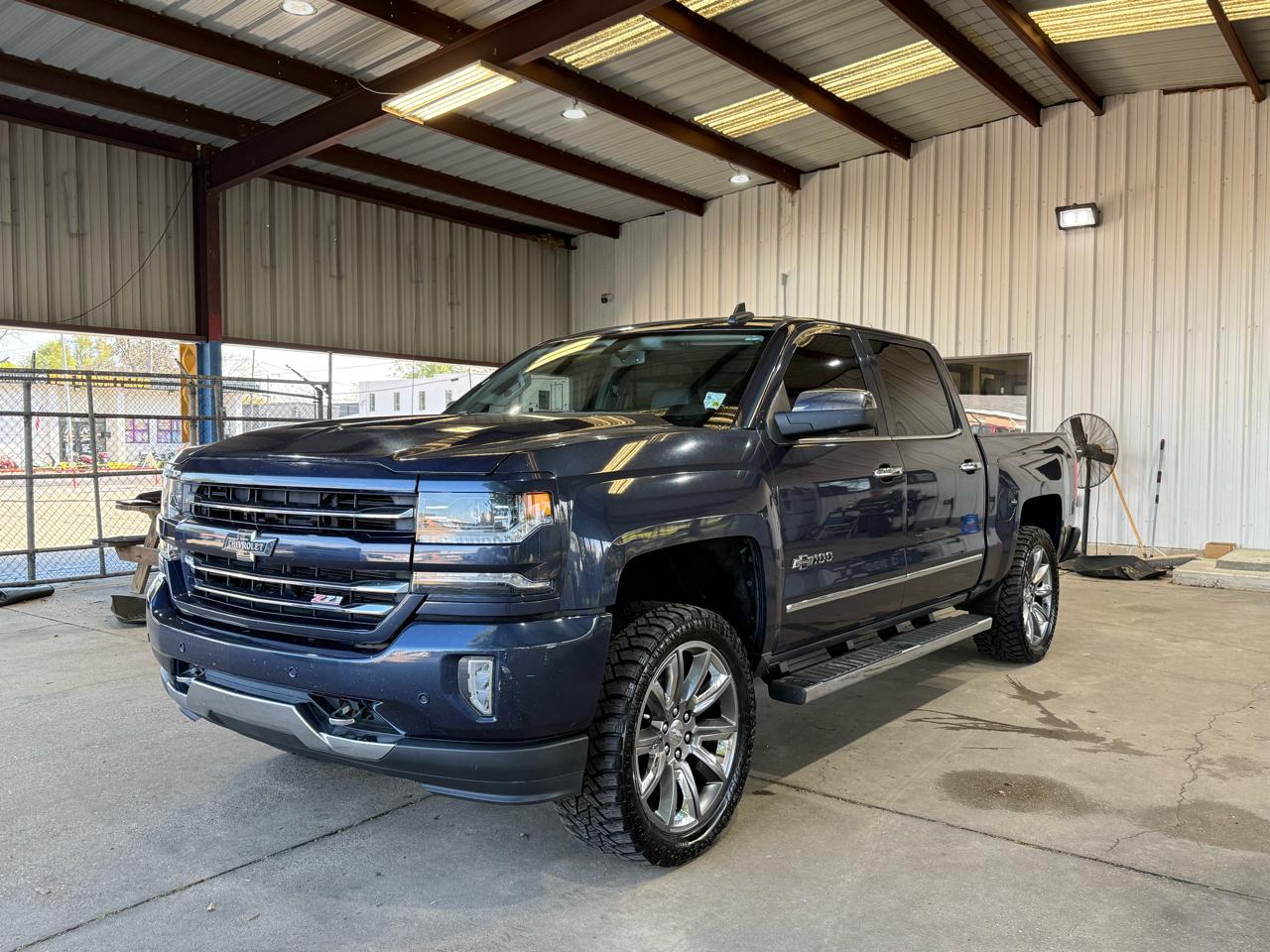 Chevrolet Silverado 1500 LTZ Crew Cab 4WD 2018