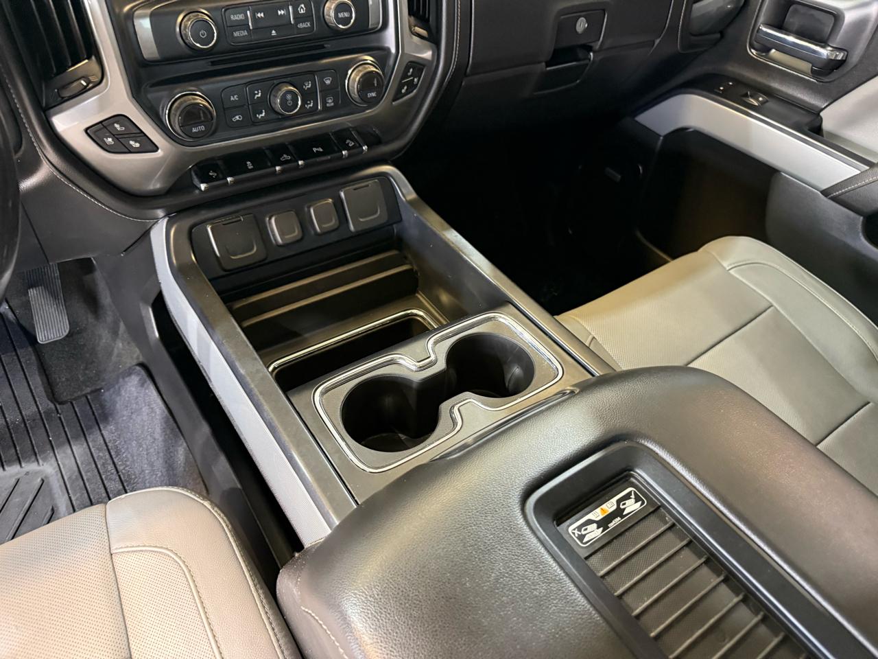 Chevrolet Silverado 1500 LTZ Crew Cab 4WD 2018