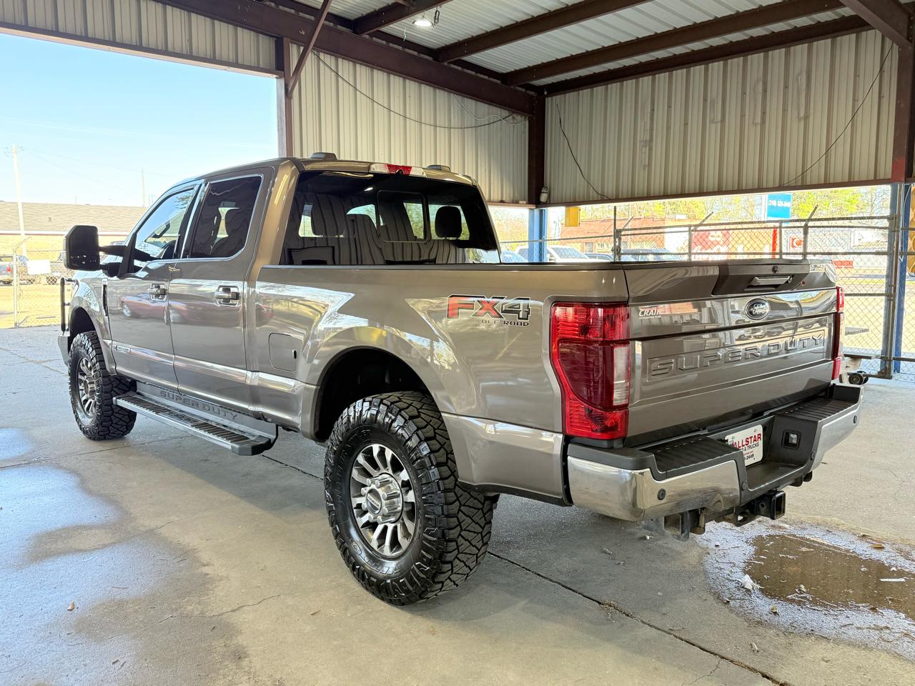 Ford F-250 SD Lariat Crew Cab 4WD 2022