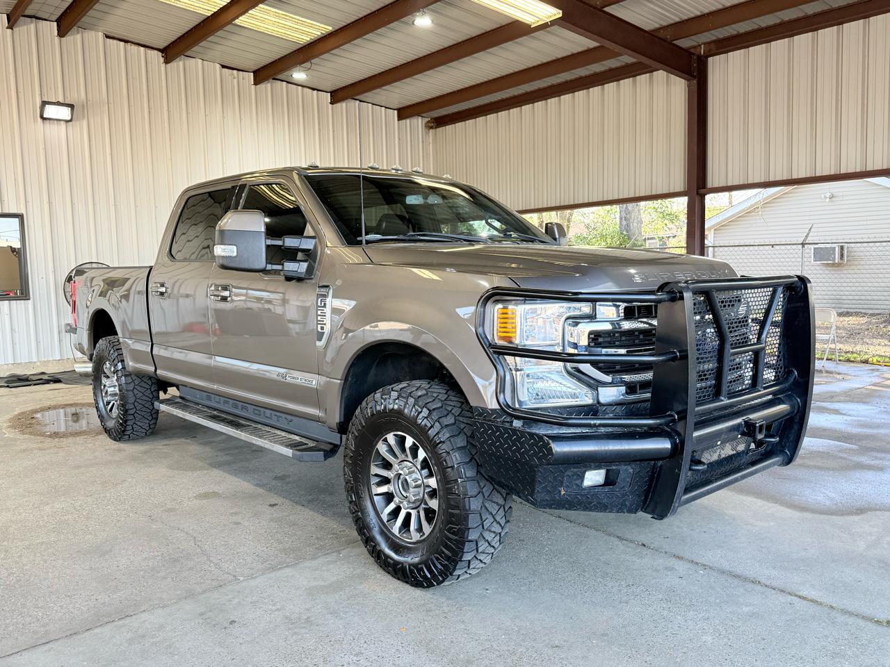Ford F-250 SD Lariat Crew Cab 4WD 2022