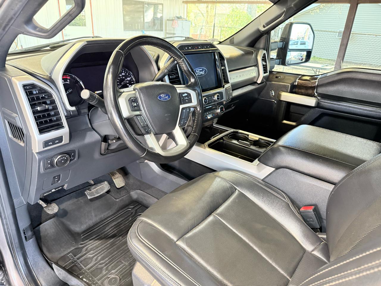 Ford F-250 SD Lariat Crew Cab 4WD 2022