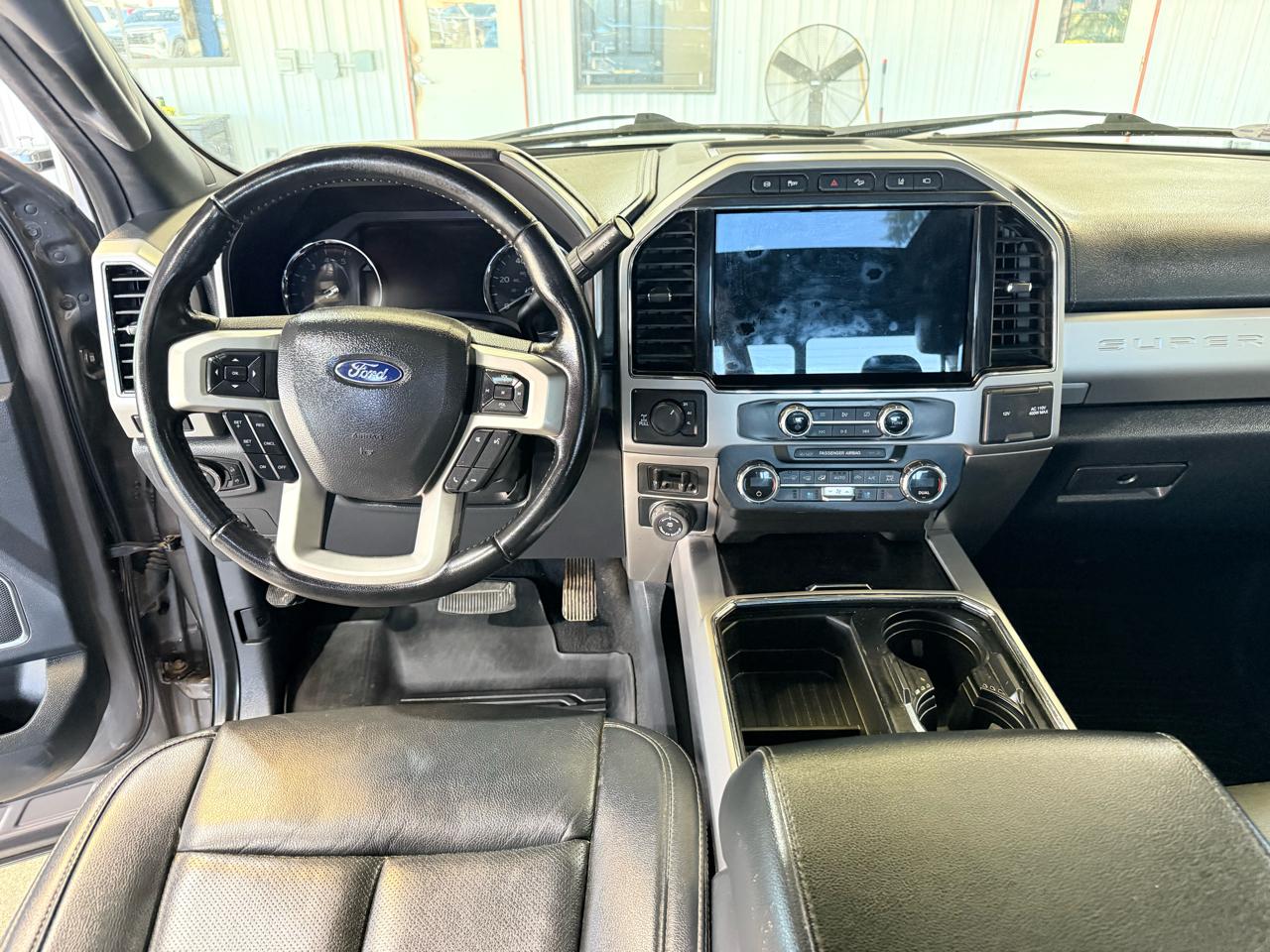 Ford F-250 SD Lariat Crew Cab 4WD 2022