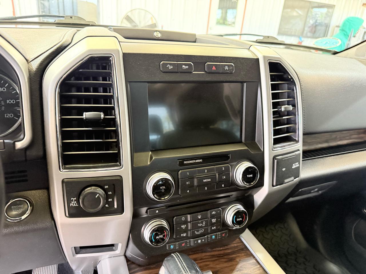 Ford F-150 Lariat SuperCrew 5.5-ft. Bed 4WD 2018