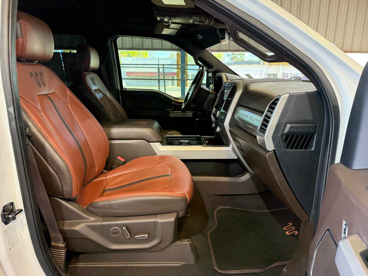 Ford F-350 SD King Ranch Crew Cab Long Bed DRW 4WD 2020