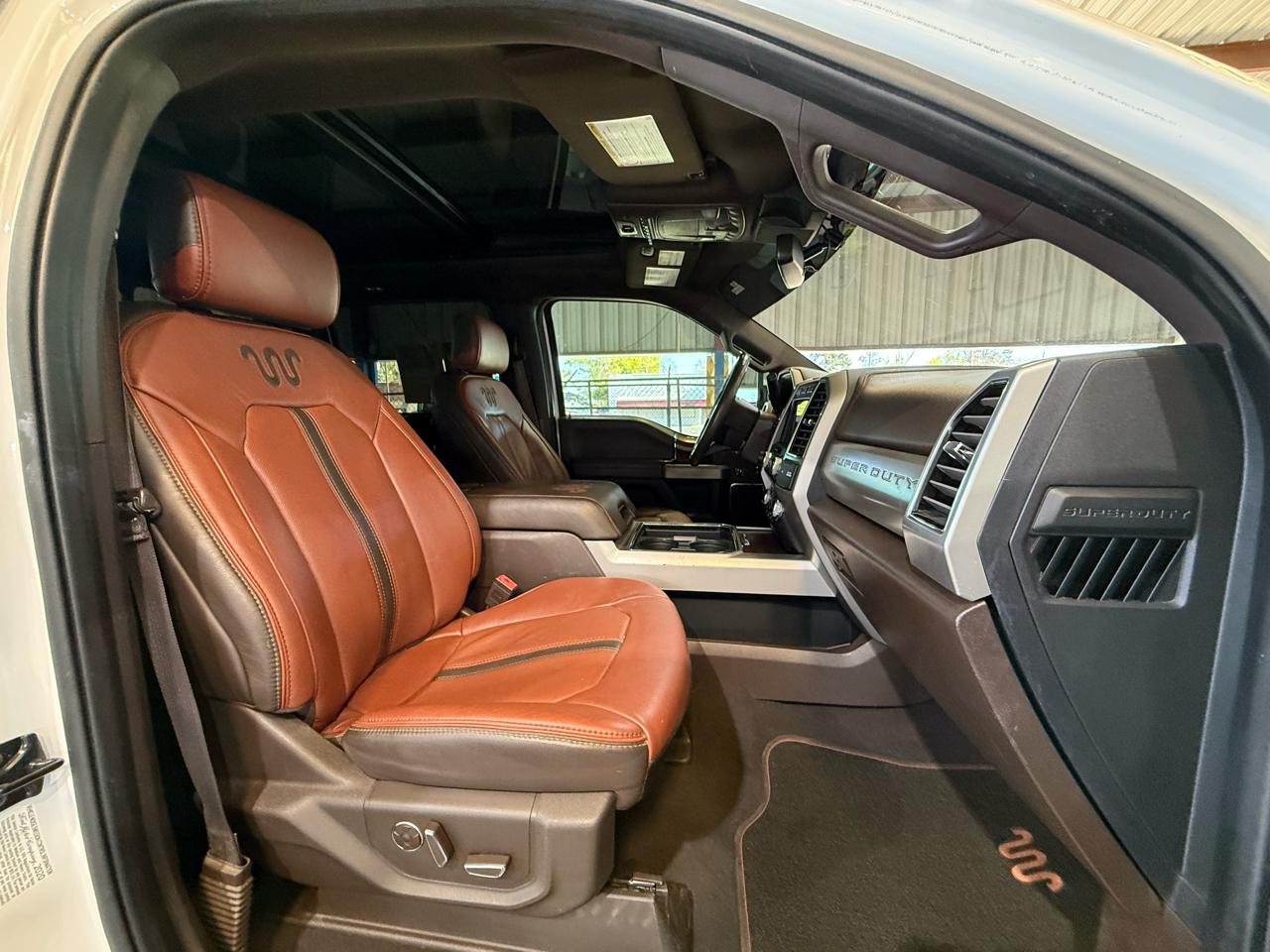 Ford F-350 SD King Ranch Crew Cab Long Bed DRW 4WD 2020