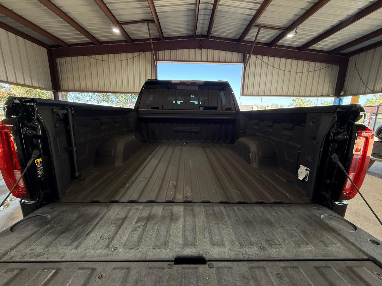 GMC Sierra 1500 AT4 Crew Cab 4WD 2022