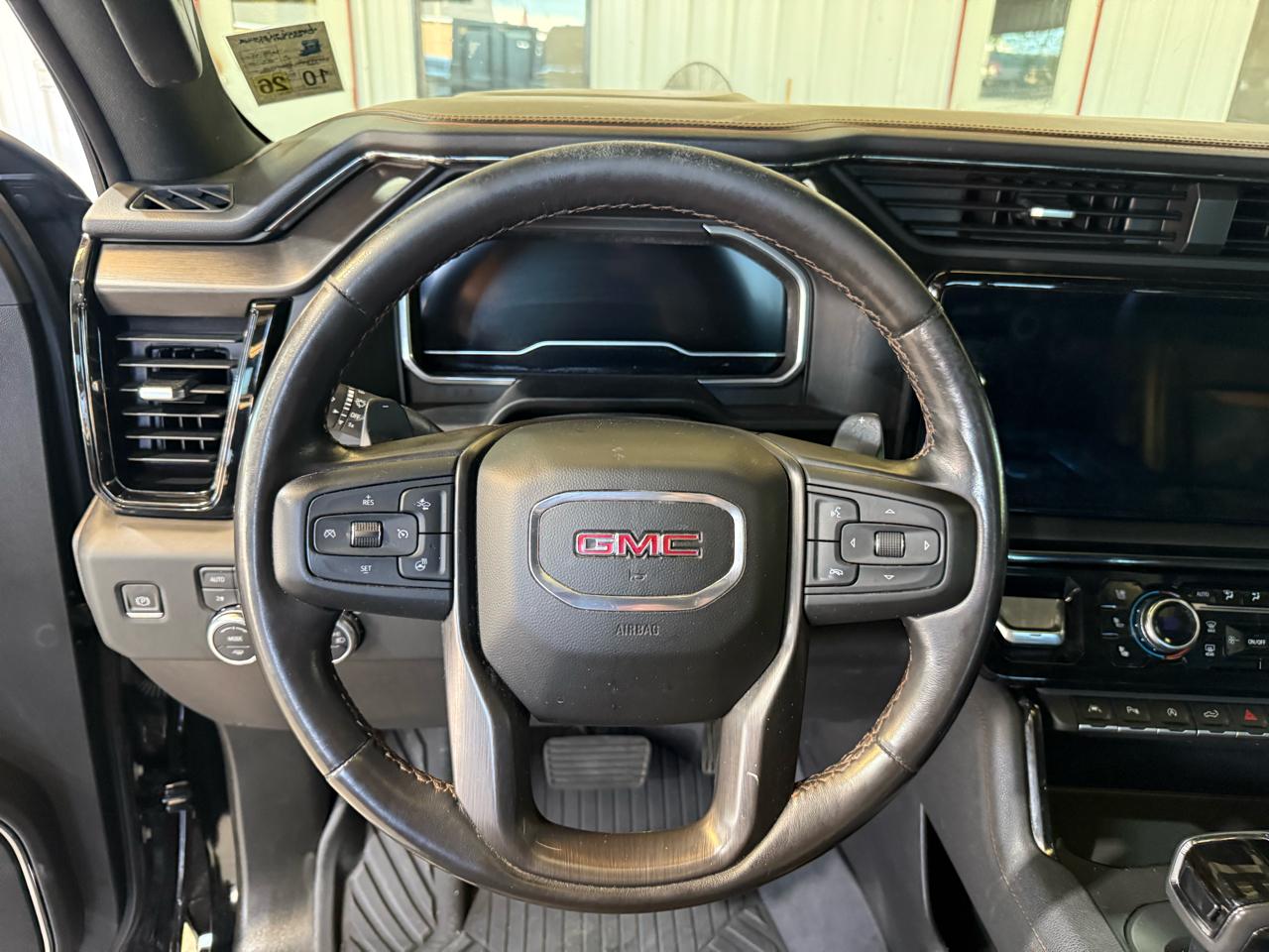 GMC Sierra 1500 AT4 Crew Cab 4WD 2022