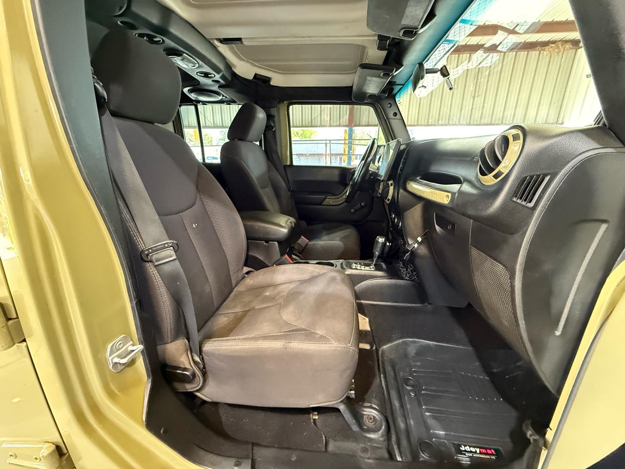 Jeep Wrangler Unlimited Sport 4WD 2013