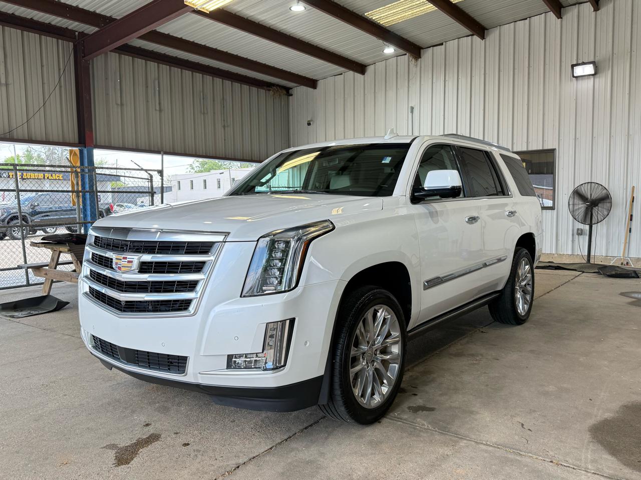 Cadillac Escalade Premium 2WD 2017