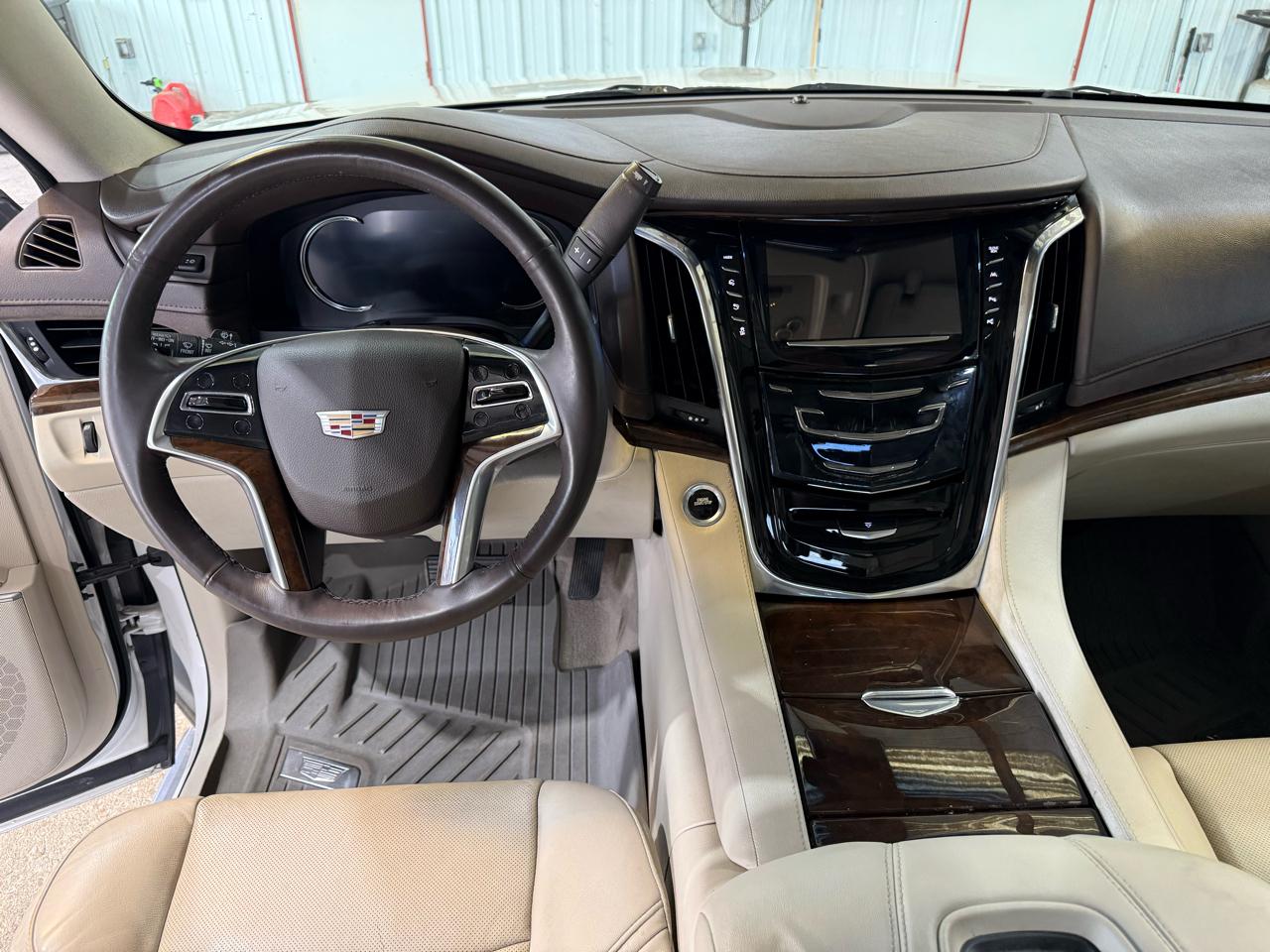 Cadillac Escalade Premium 2WD 2017