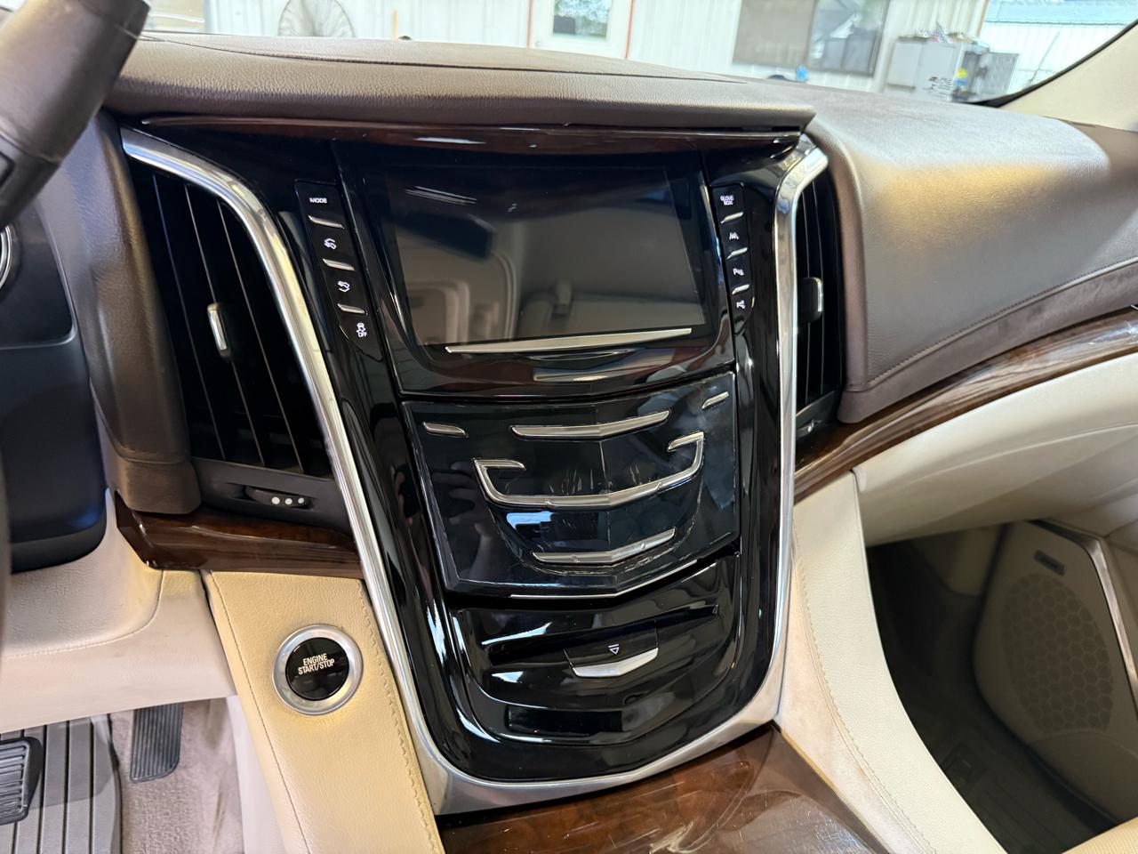 Cadillac Escalade Premium 2WD 2017