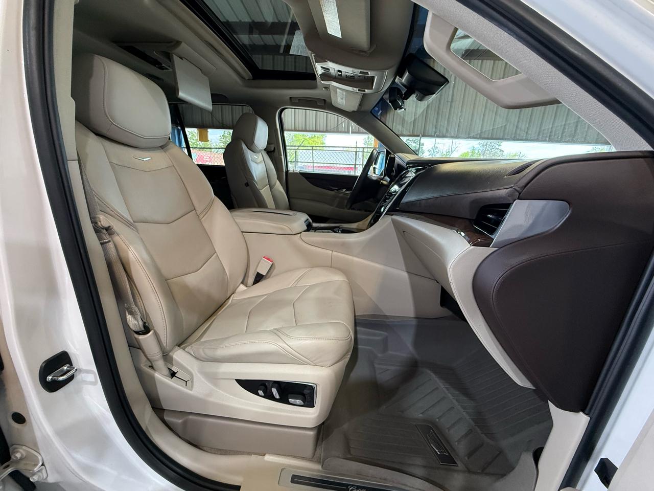 Cadillac Escalade Premium 2WD 2017