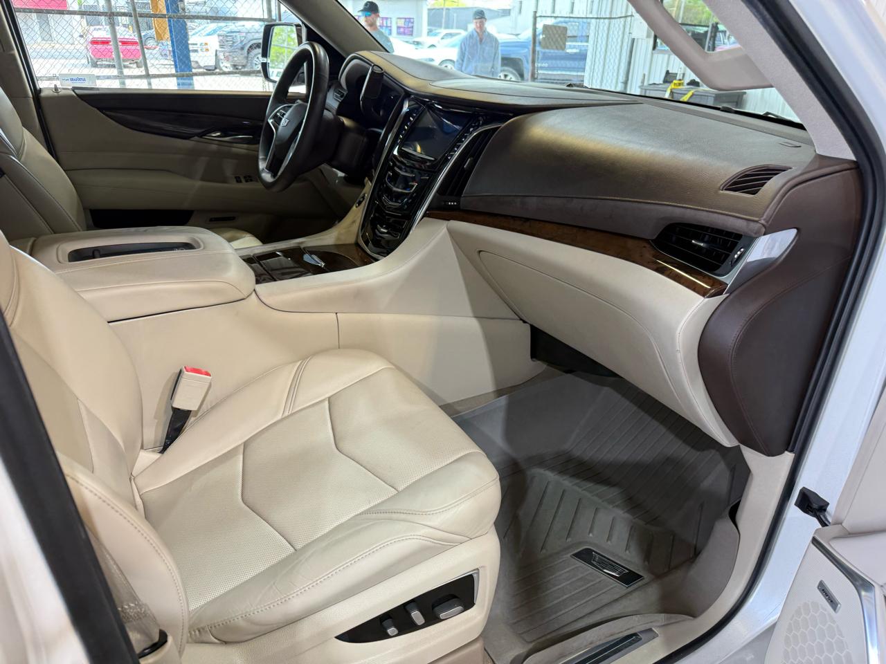 Cadillac Escalade Premium 2WD 2017