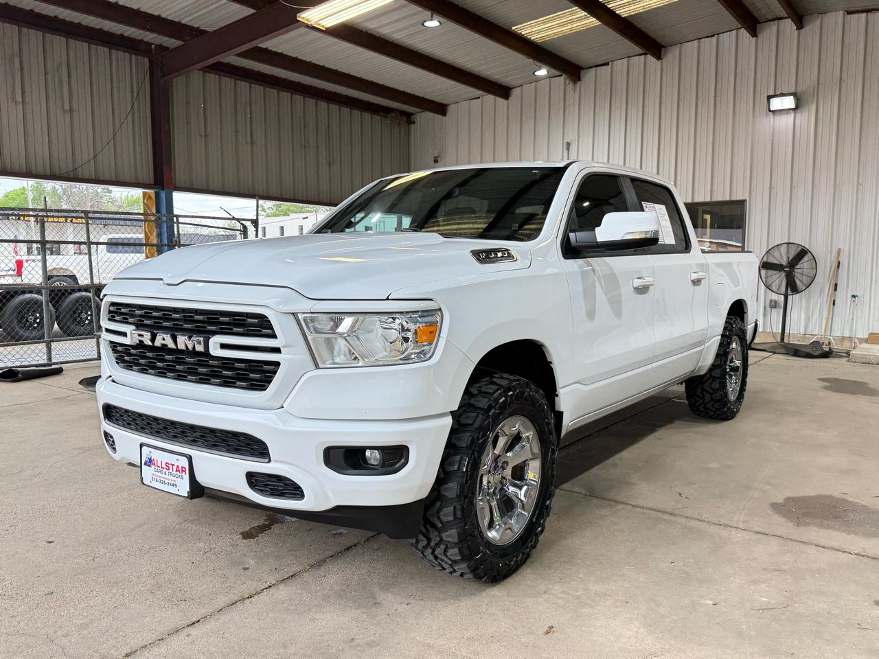 RAM 1500 Big Horn Crew Cab SWB 4WD 2022