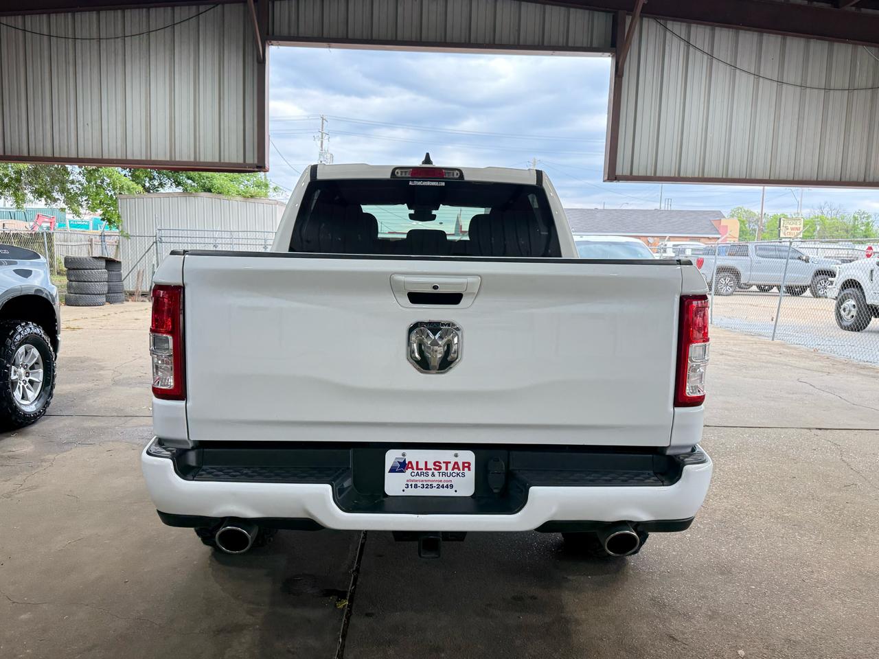 RAM 1500 Big Horn Crew Cab SWB 4WD 2022