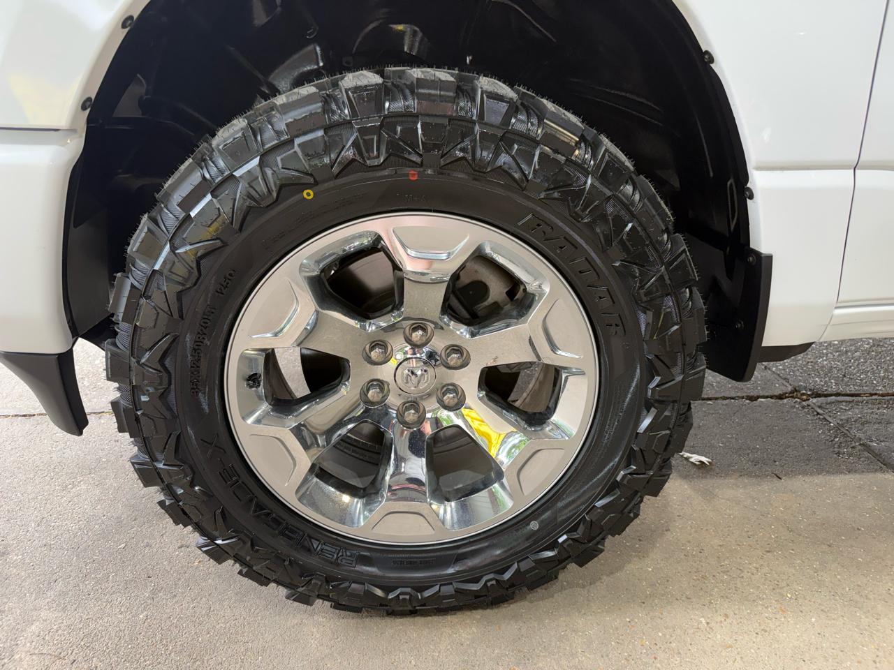 RAM 1500 Big Horn Crew Cab SWB 4WD 2022