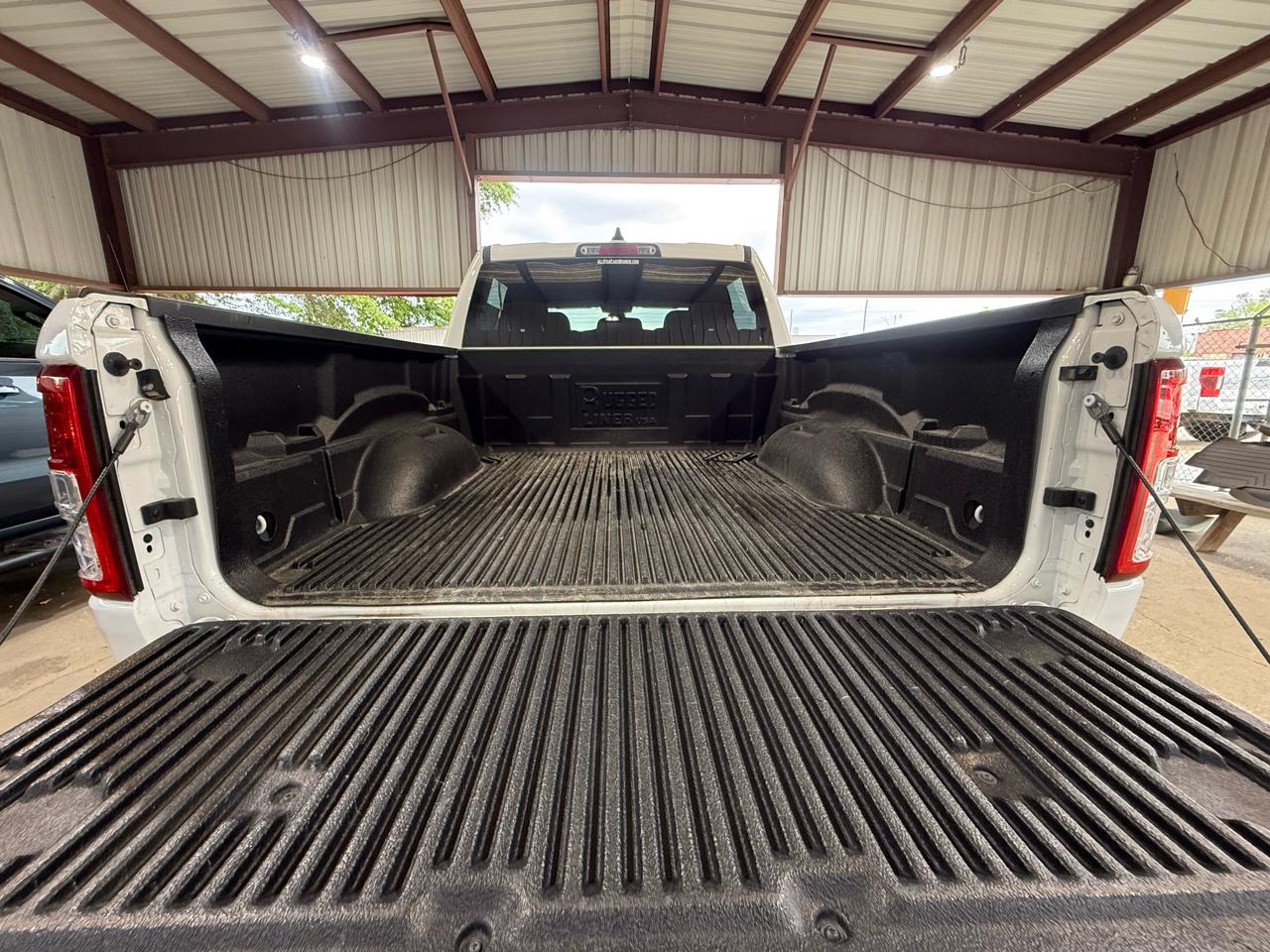 RAM 1500 Big Horn Crew Cab SWB 4WD 2022