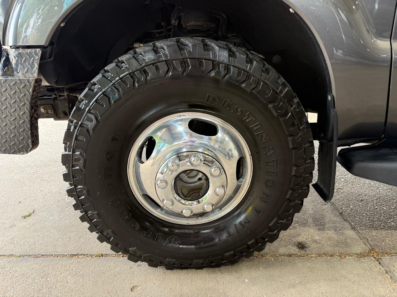 Ford F-350 SD XLT Crew Cab Long Bed DRW 4WD 2015