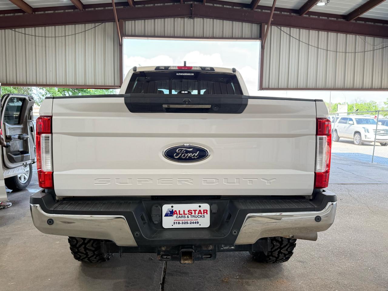 Ford F-250 SD Lariat Crew Cab 4WD 2019