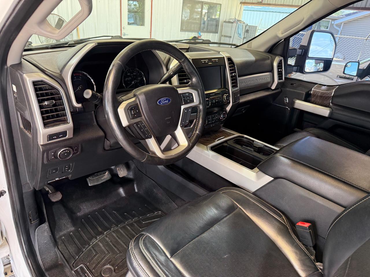 Ford F-250 SD Lariat Crew Cab 4WD 2019