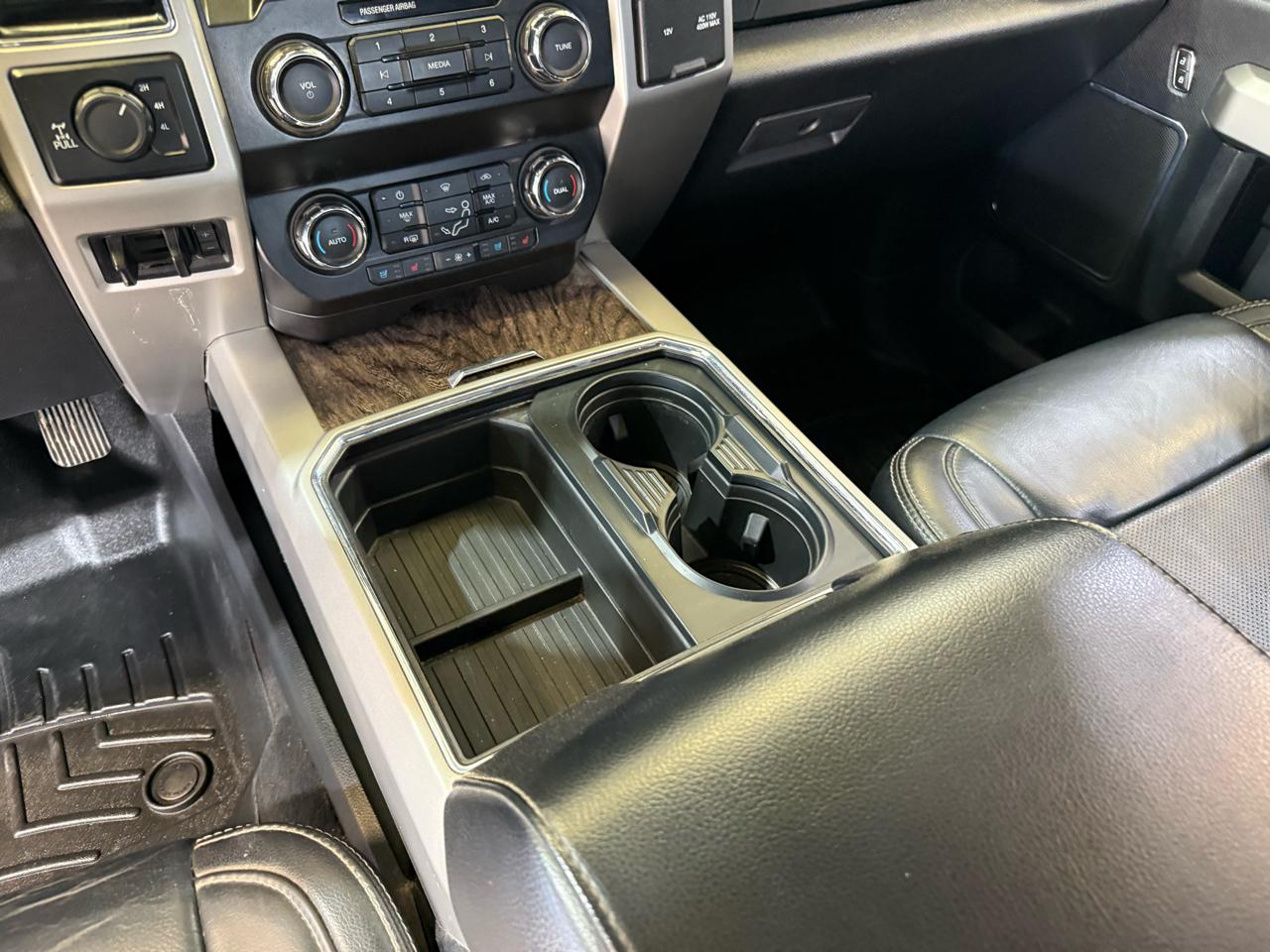 Ford F-250 SD Lariat Crew Cab 4WD 2019