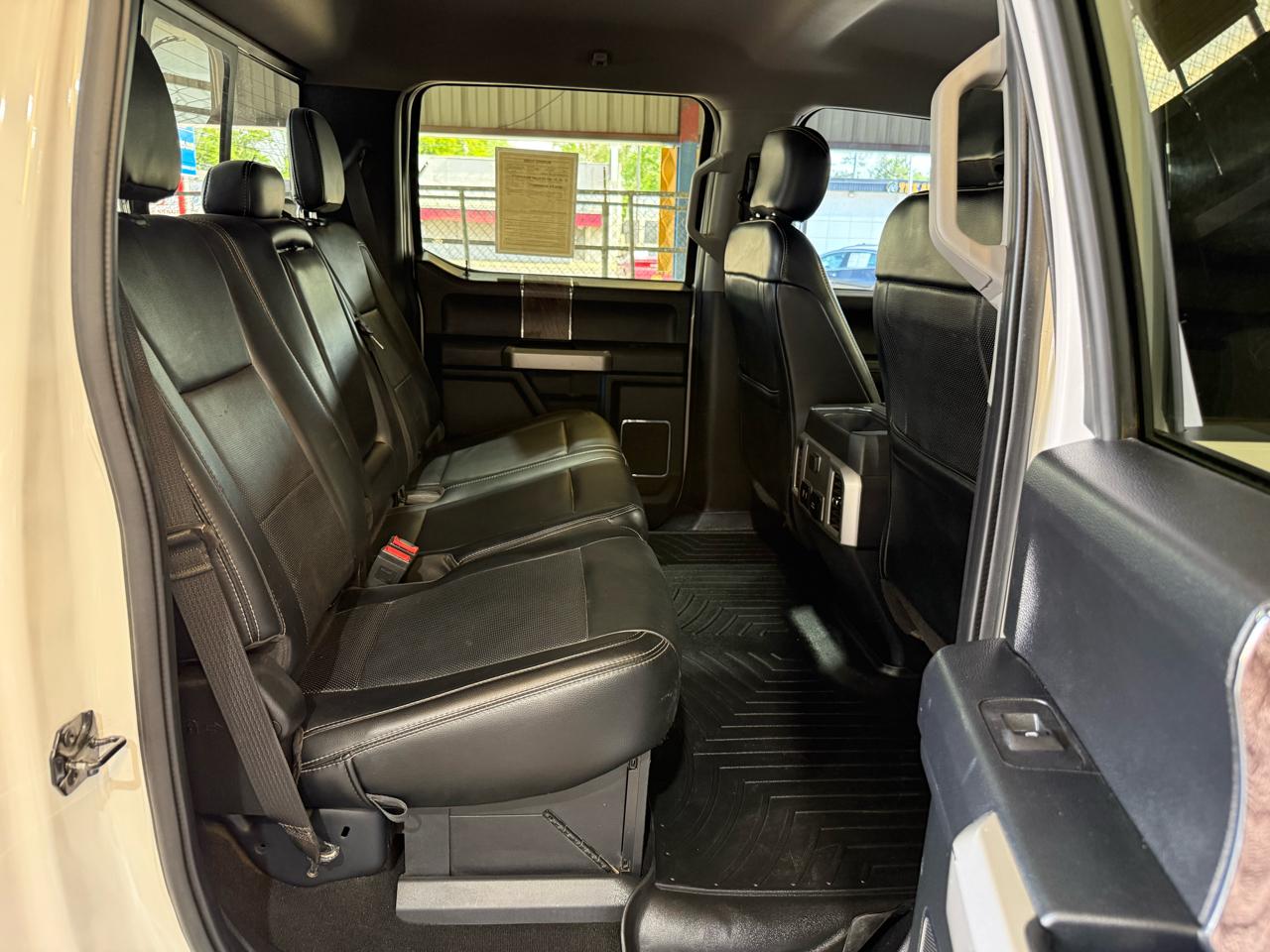 Ford F-250 SD Lariat Crew Cab 4WD 2019