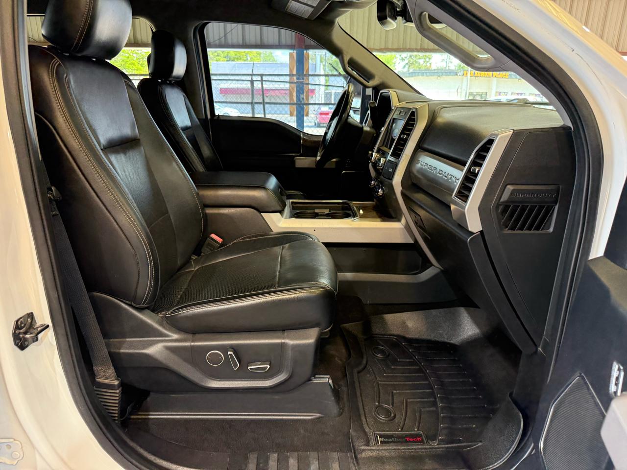 Ford F-250 SD Lariat Crew Cab 4WD 2019