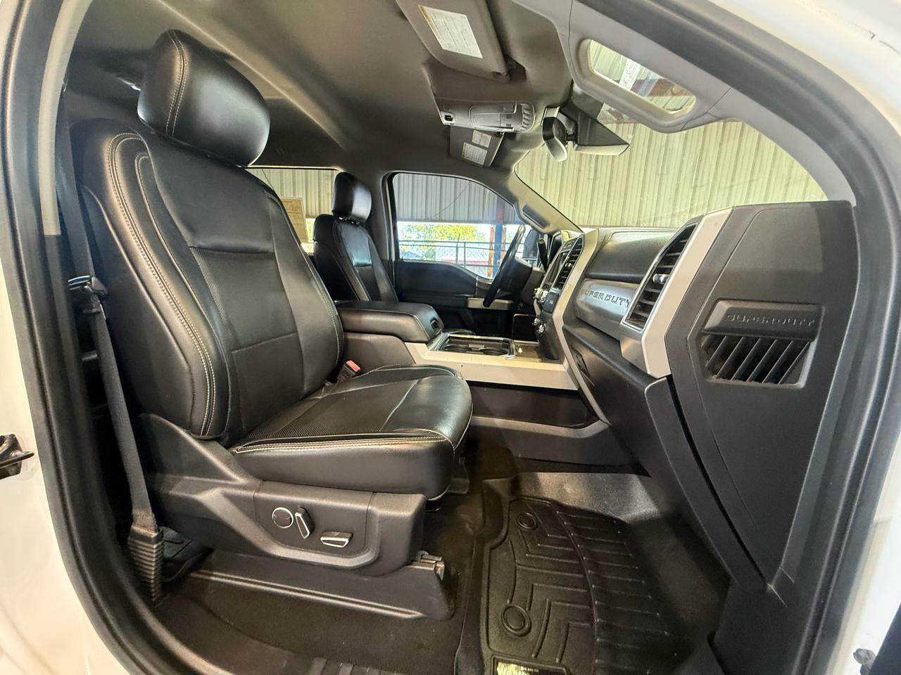 Ford F-250 SD Lariat Crew Cab 4WD 2019