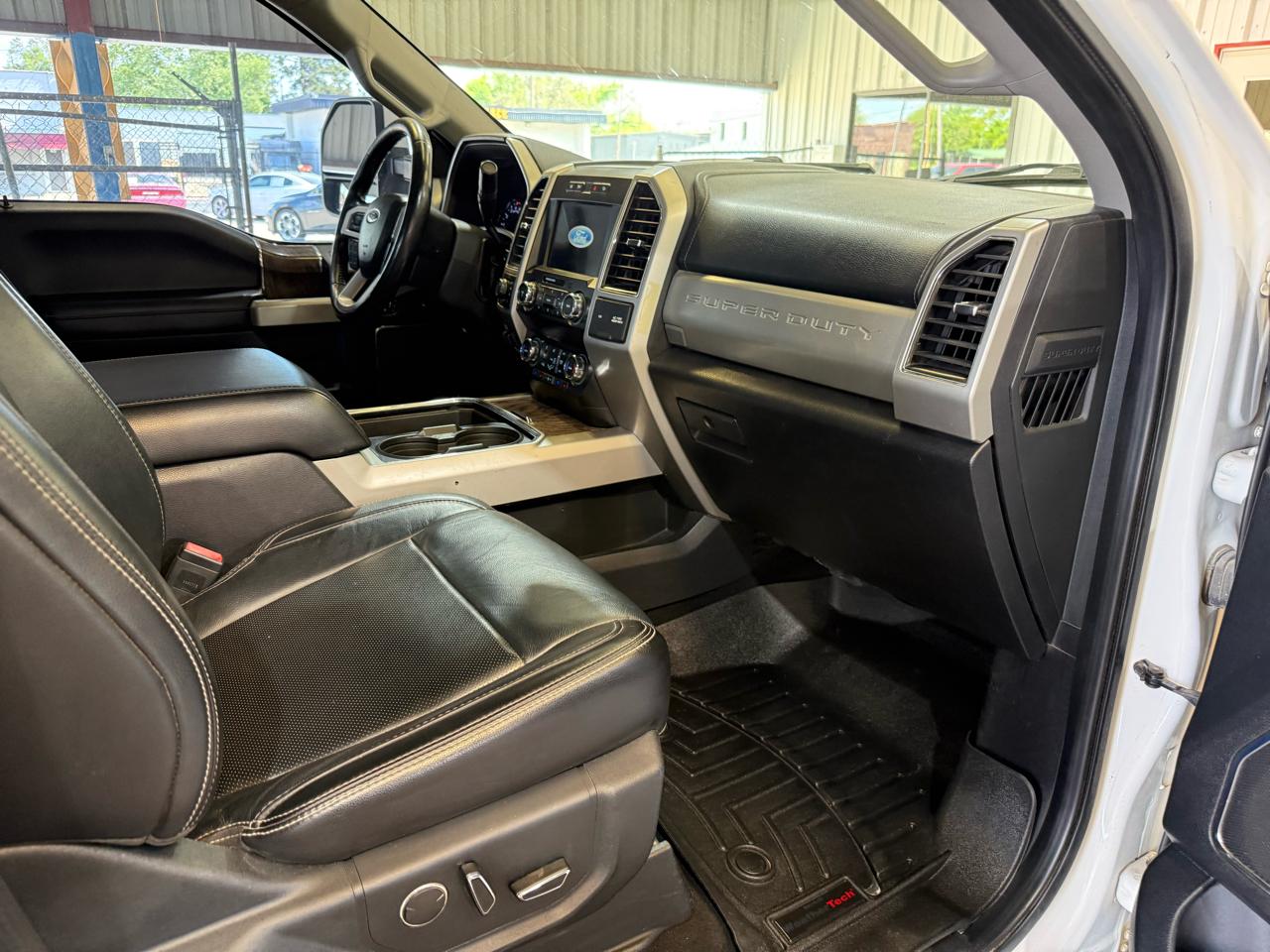 Ford F-250 SD Lariat Crew Cab 4WD 2019