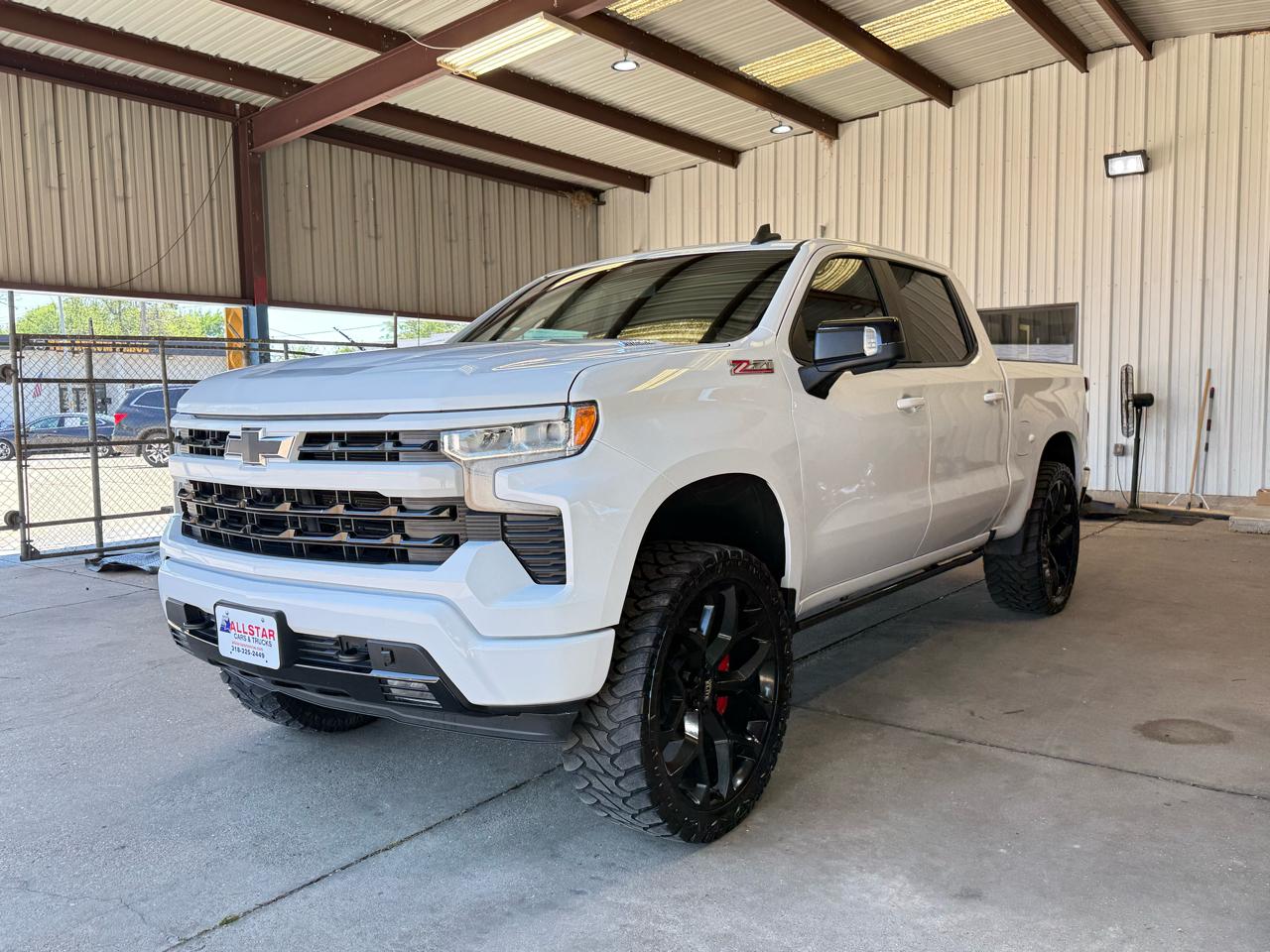 Chevrolet Silverado 1500 RST Crew Cab 4WD 2023