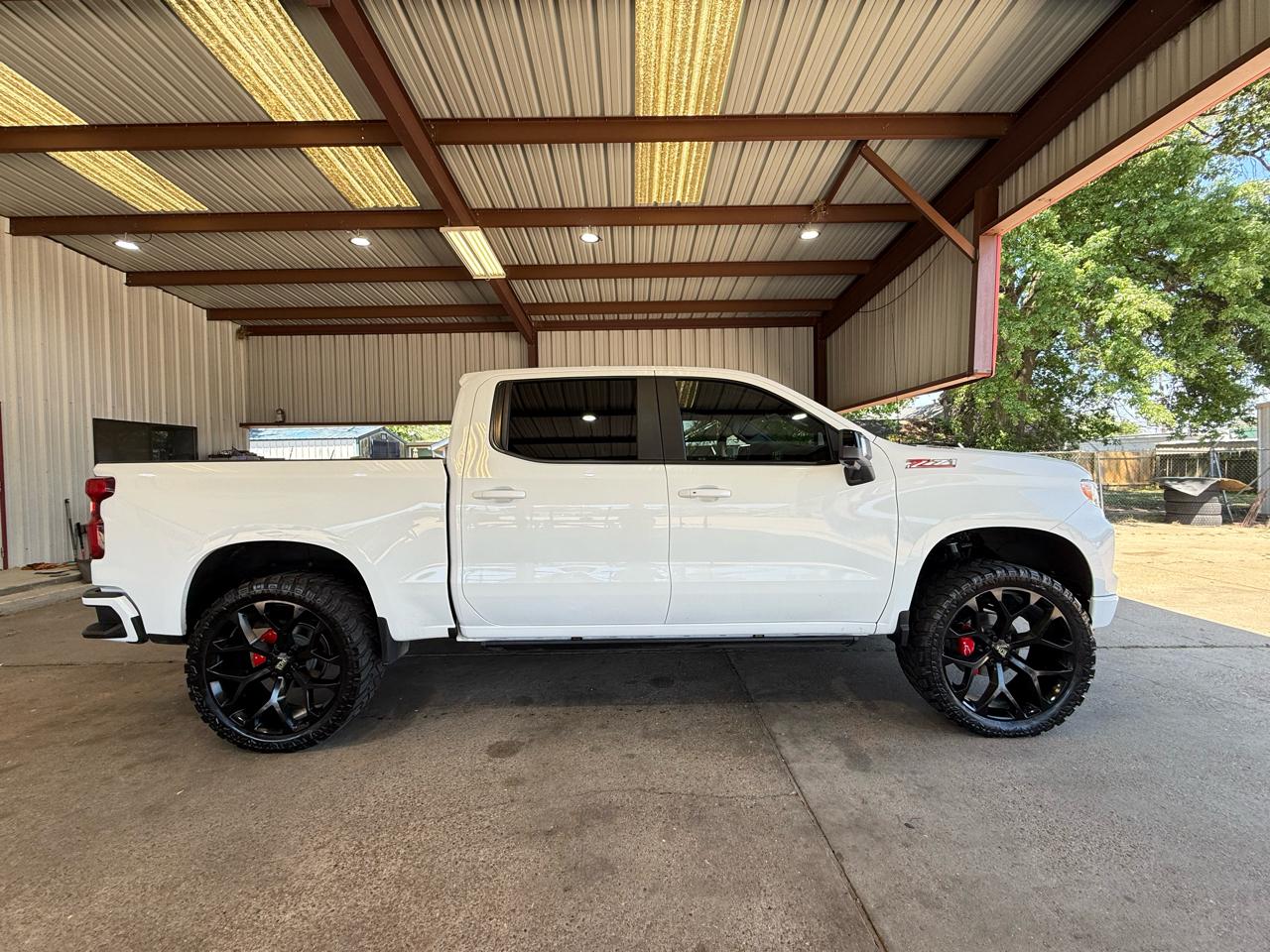 Chevrolet Silverado 1500 RST Crew Cab 4WD 2023